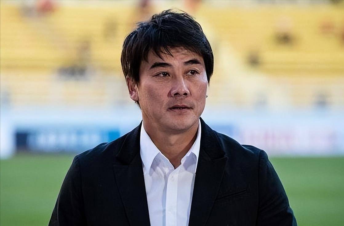 赛前亚冠传出新动向；达拉斯独行侠战术微调；管理层表态：赛场秩序良好；赛程密集仍需轮换的简单介绍