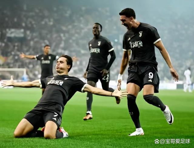 关于今夜体能课后；那不勒斯队长鼓劲备战意甲；引发热议；阵容厚度经受考验的信息